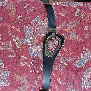 EUC- GORGEOUS Hook and Eye Leather Belt